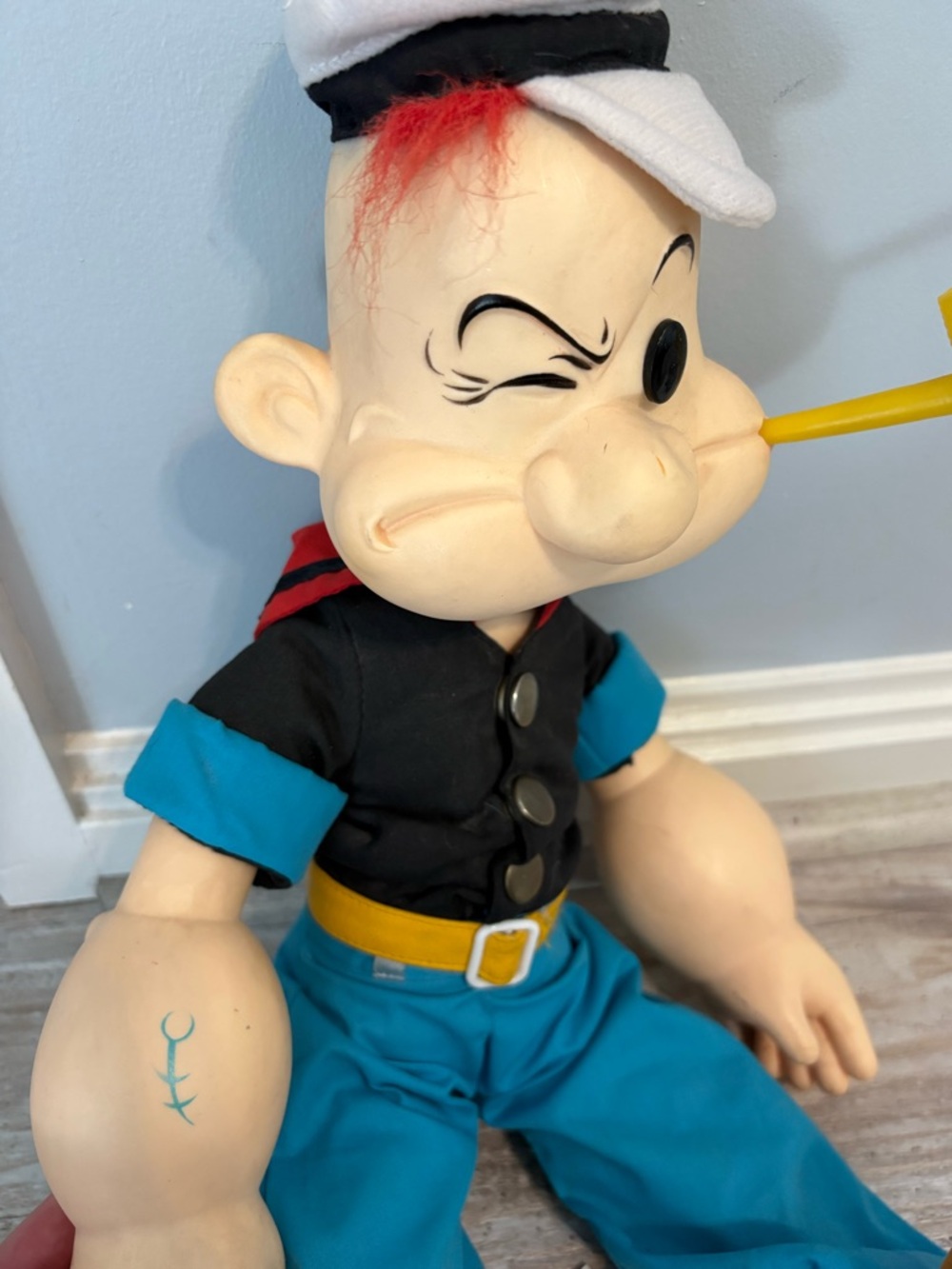 Vintage 1985 Presents Hamilton Gift King Feature Popeye Doll 18 Inch - Picture 3 of 6